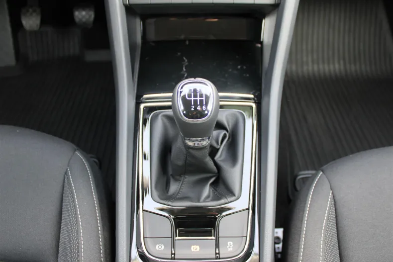 Skoda Karoq din 2025 cu 1.622 km - oferta SKO187033 - foto 19