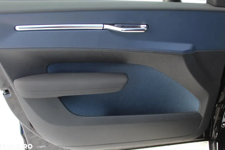 Volvo EX30 din 2024 cu 500 km - oferta VOL187034 - foto 9