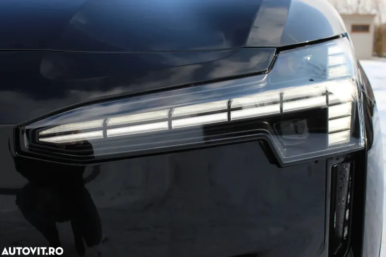 Volvo EX30 din 2024 cu 500 km - oferta VOL187034 - foto 28