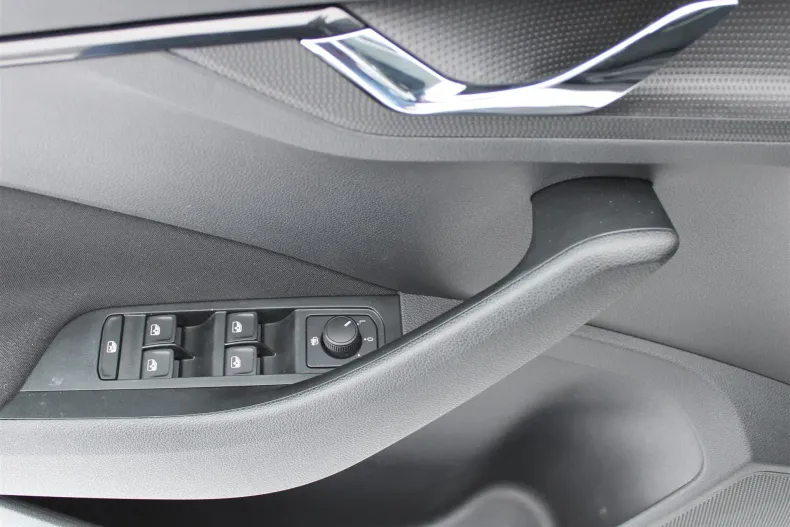 Skoda Scala din 2022 cu 75.559 km - oferta SKO187036 - foto 9