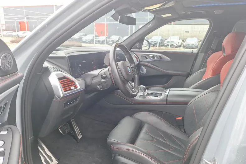 BMW XM (Seria X) din 2023 cu 30.964 km - oferta BMW187037 - foto 9