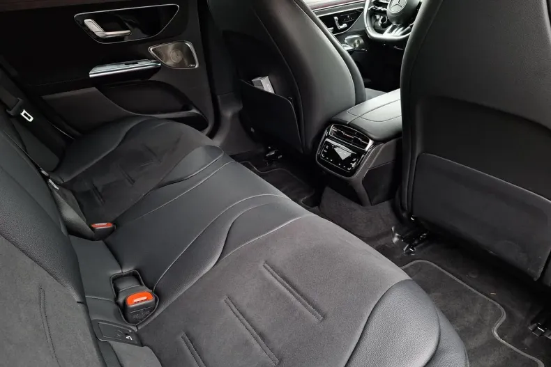 Mercedes-Benz EQE din 2023 cu 19.000 km - oferta MER187039 - foto 15