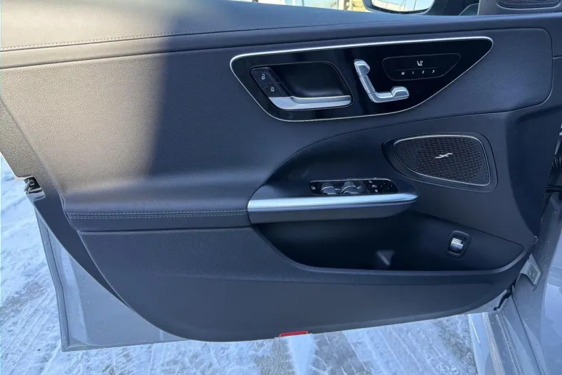 Mercedes-Benz C din 2025 cu 5.000 km - oferta MER187040 - foto 13