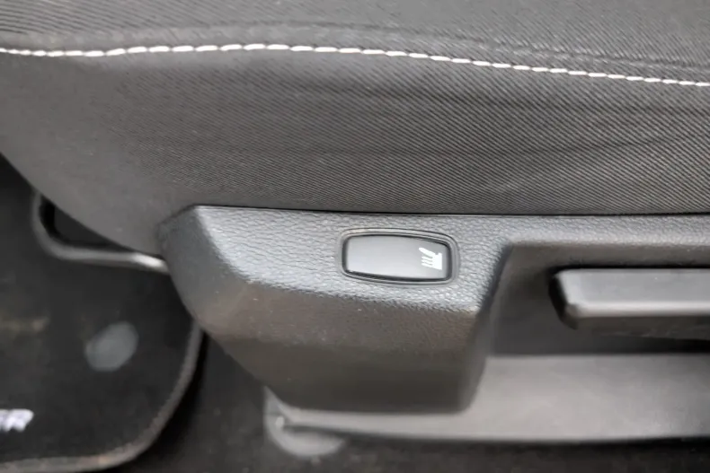 Dacia Duster din 2023 cu 58.433 km - oferta DAC187046 - foto 14