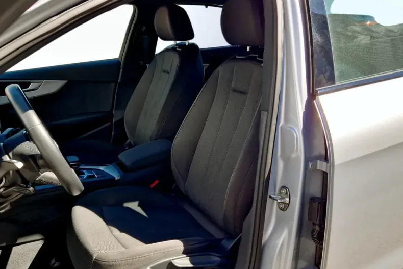 Audi A4 din 2021 cu 66.059 km - oferta AUD187053 - foto 12