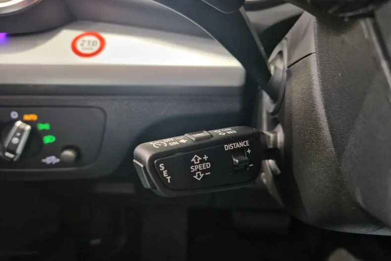 Audi Q5 din 2023 cu 12.729 km - oferta AUD187062 - foto 18