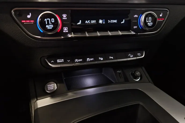 Audi Q5 din 2023 cu 12.729 km - oferta AUD187062 - foto 28