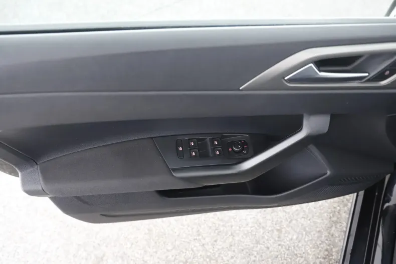 Volkswagen Polo din 2021 cu 57.029 km - oferta VOL187063 - foto 17