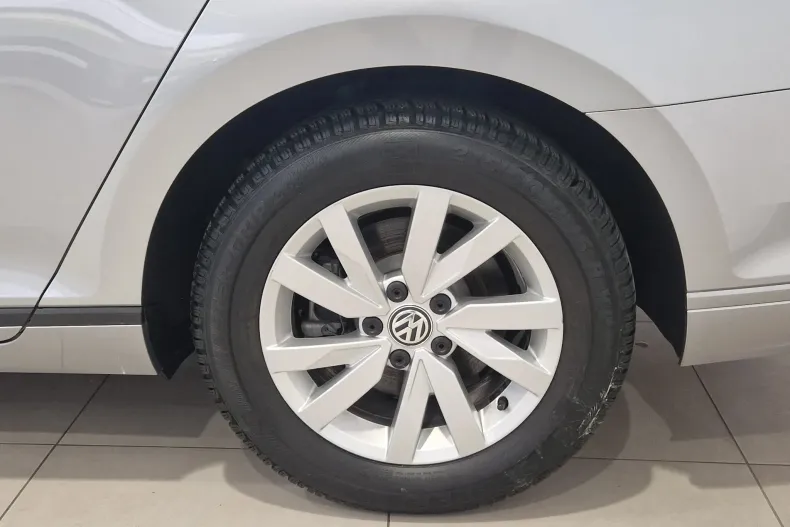 Volkswagen Passat din 2020 cu 45.887 km - oferta VOL187065 - foto 10