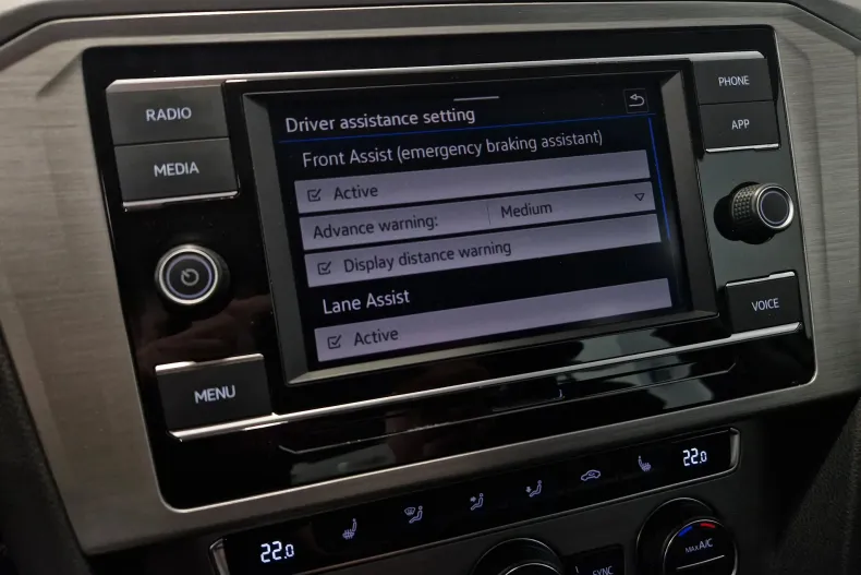 Volkswagen Passat din 2020 cu 45.887 km - oferta VOL187065 - foto 21