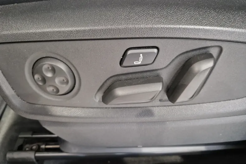 Audi Q5 din 2024 cu 9.135 km - oferta AUD187079 - foto 17