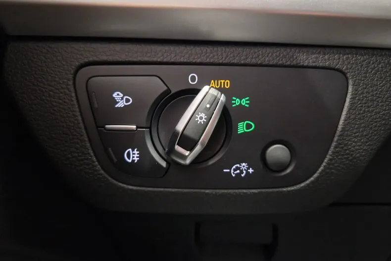 Audi Q5 din 2024 cu 9.135 km - oferta AUD187079 - foto 18