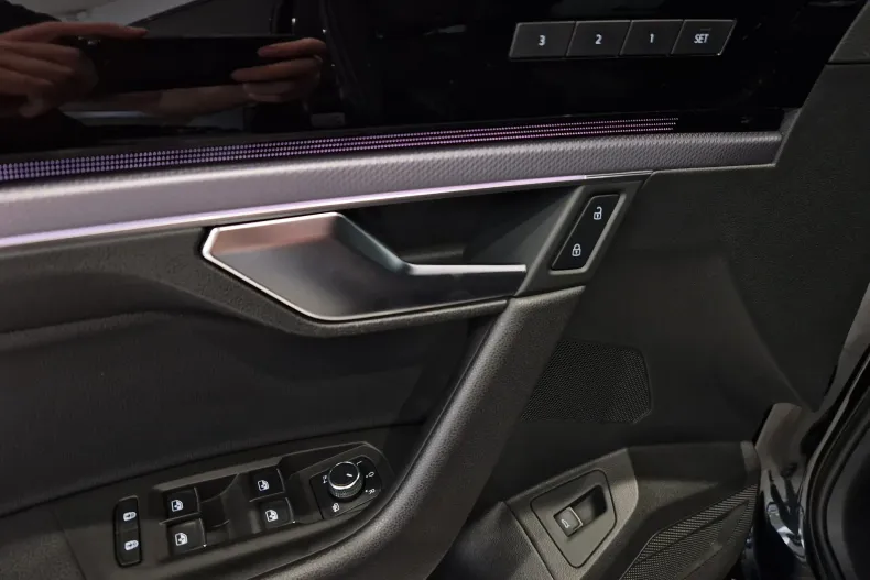 Volkswagen Touareg din 2022 cu 81.727 km - oferta VOL187081 - foto 15