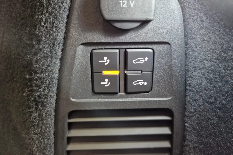 Volkswagen Touareg din 2022 cu 81.727 km - oferta VOL187081 - foto 28