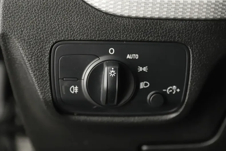 Audi Q2 din 2022 cu 25.017 km - oferta AUD187082 - foto 19