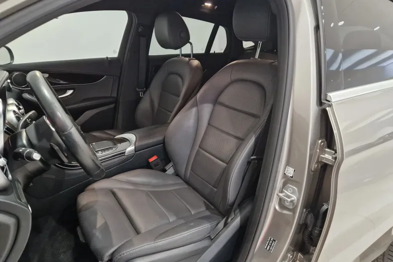 Mercedes-Benz GLC din 2020 cu 125.835 km - oferta MER187084 - foto 11