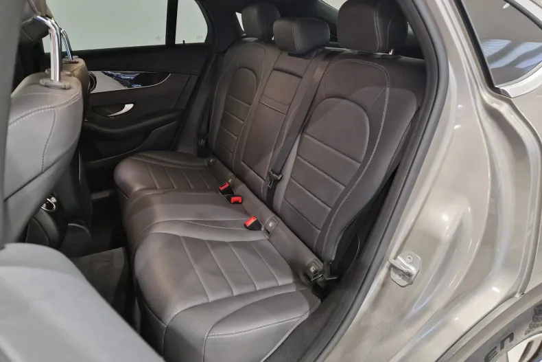 Mercedes-Benz GLC din 2020 cu 125.835 km - oferta MER187084 - foto 14