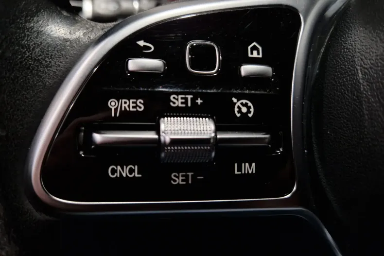 Mercedes-Benz GLC din 2020 cu 125.835 km - oferta MER187084 - foto 18