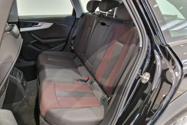 Audi A4 Allroad din 2021 cu 79.037 km - oferta AUD187085 - foto 13