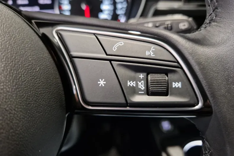 Audi A4 Allroad din 2021 cu 79.037 km - oferta AUD187085 - foto 19