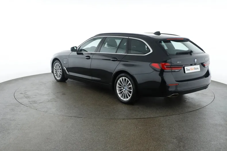 BMW Seria 5 din 2022 cu 100.688 km - oferta BMW187086 - foto 3