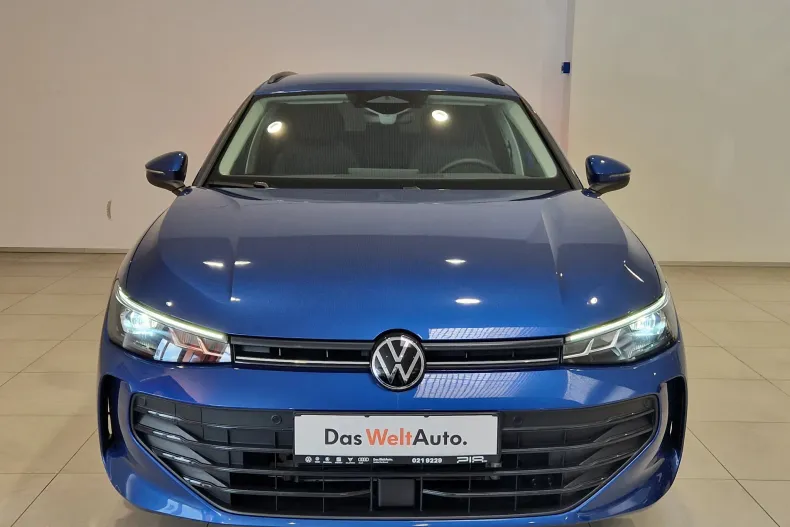 Volkswagen Passat din 2024 cu 10.848 km - oferta VOL187087 - foto 4