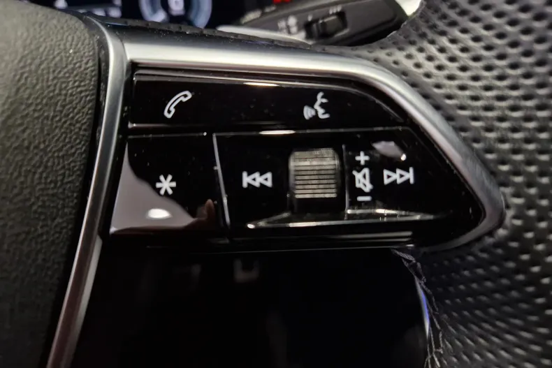 Audi A6 din 2023 cu 43.650 km - oferta AUD187088 - foto 18