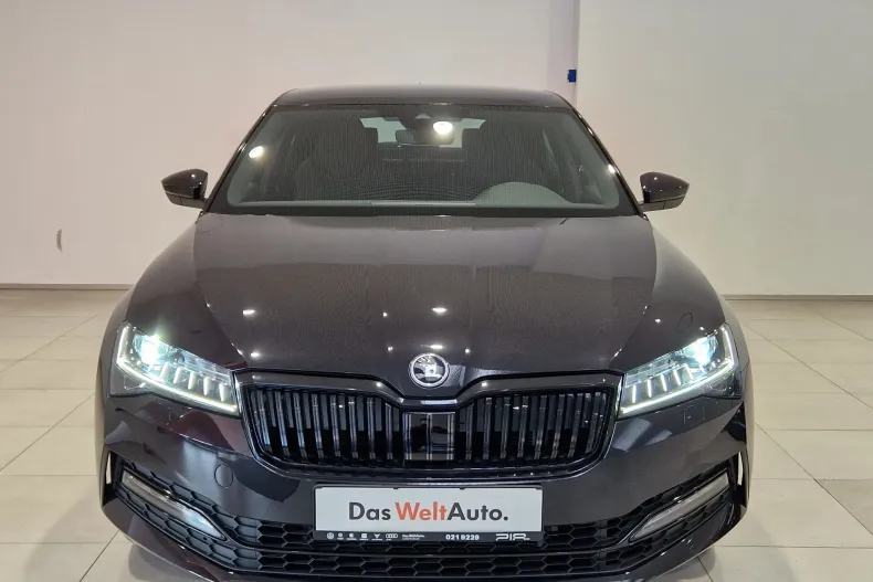 Skoda Superb din 2023 cu 8.070 km - oferta SKO187089 - foto 4