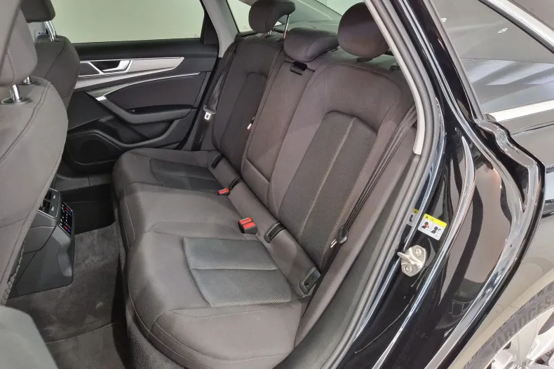 Audi A6 din 2020 cu 63.559 km - oferta AUD187092 - foto 14