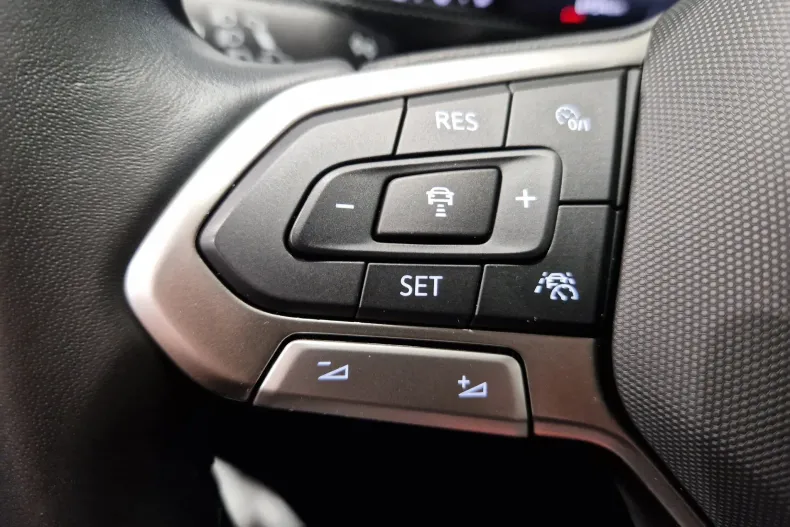 Volkswagen T-Cross din 2024 cu 6.945 km - oferta VOL187093 - foto 19