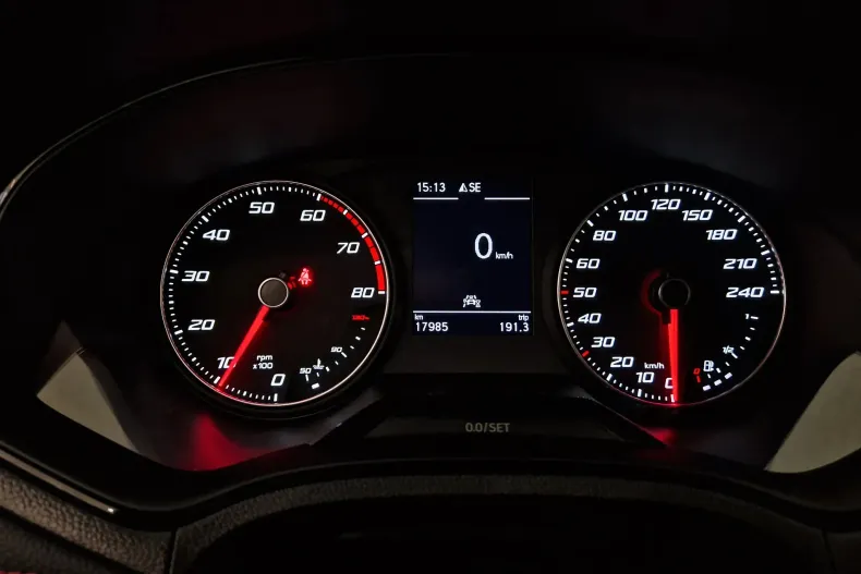 Seat Arona din 2021 cu 17.977 km - oferta SEA187094 - foto 17