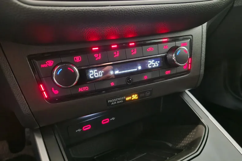 Seat Arona din 2021 cu 17.977 km - oferta SEA187094 - foto 22