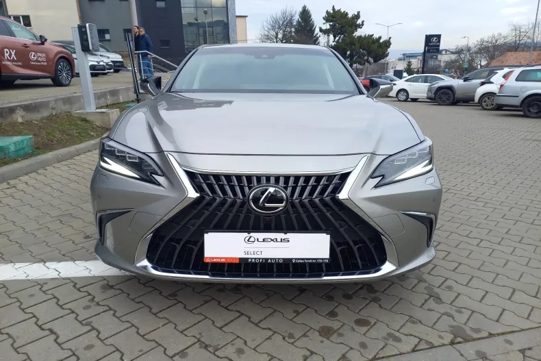 Lexus Seria ES din 2025 cu 2.476 km - oferta LEX187095 - foto 2