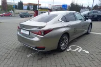 Lexus Seria ES din 2025 cu 2.476 km - oferta LEX187095 - foto 7