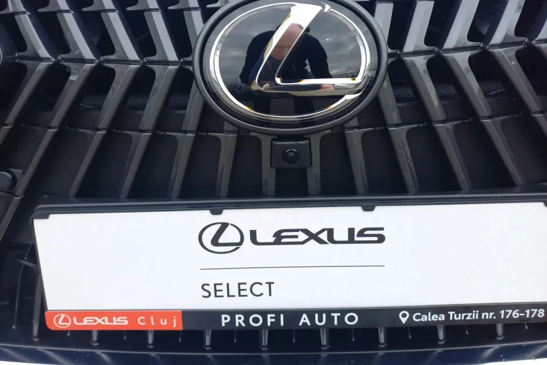 Lexus Seria ES din 2025 cu 2.476 km - oferta LEX187095 - foto 13