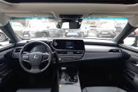 Lexus Seria ES din 2025 cu 2.476 km - oferta LEX187095 - foto 18