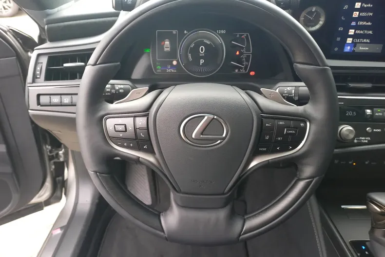 Lexus Seria ES din 2025 cu 2.476 km - oferta LEX187095 - foto 27