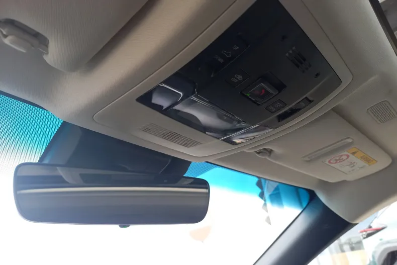 Lexus Seria ES din 2025 cu 2.476 km - oferta LEX187095 - foto 33