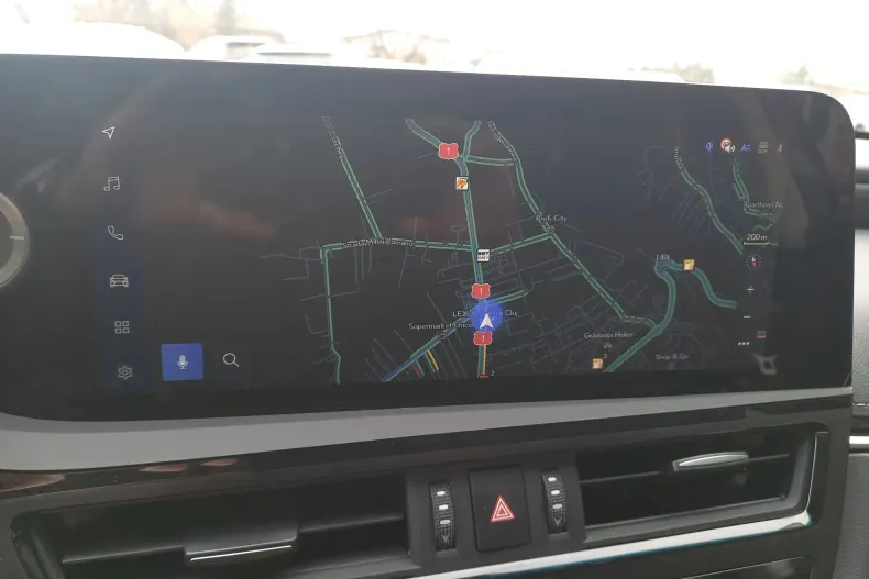 Lexus Seria ES din 2025 cu 2.476 km - oferta LEX187095 - foto 37