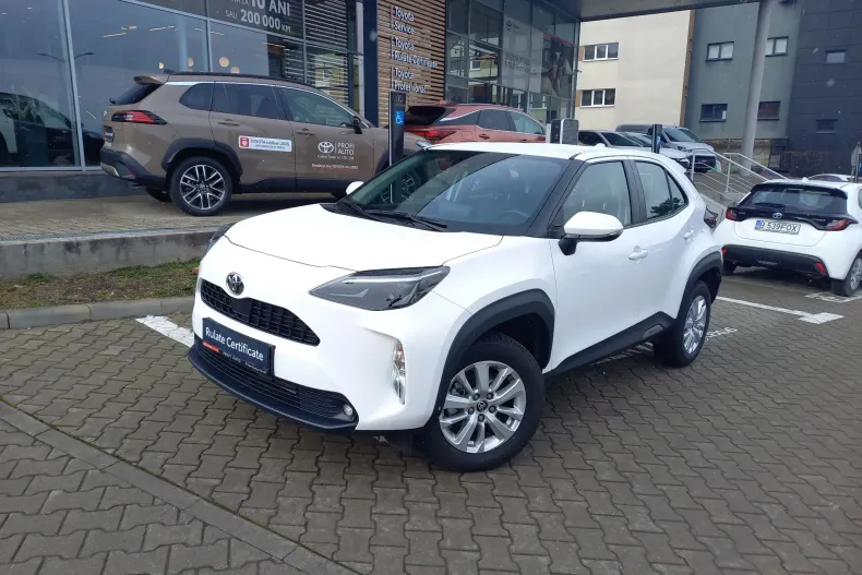 Toyota Yaris Cross din 2024 cu 8.631 km - oferta TOY187096 - foto 1