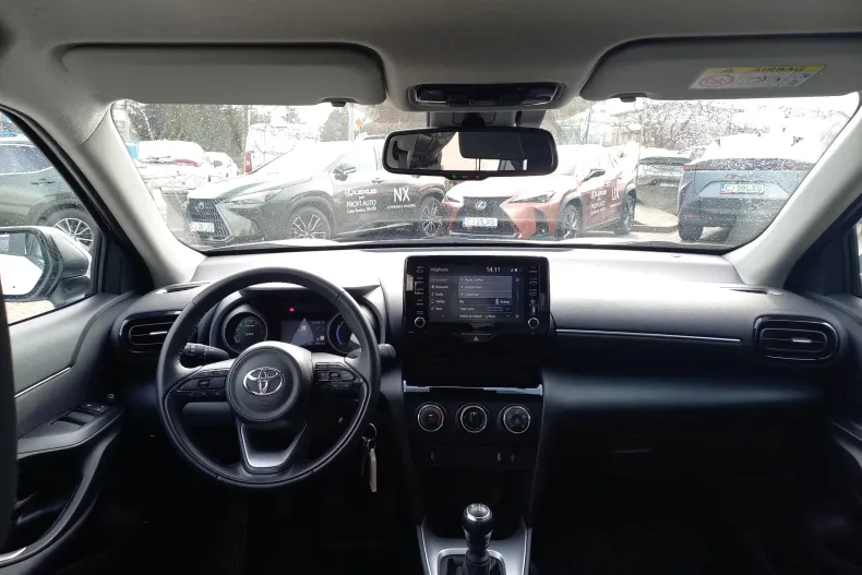 Toyota Yaris Cross din 2024 cu 8.631 km - oferta TOY187096 - foto 18