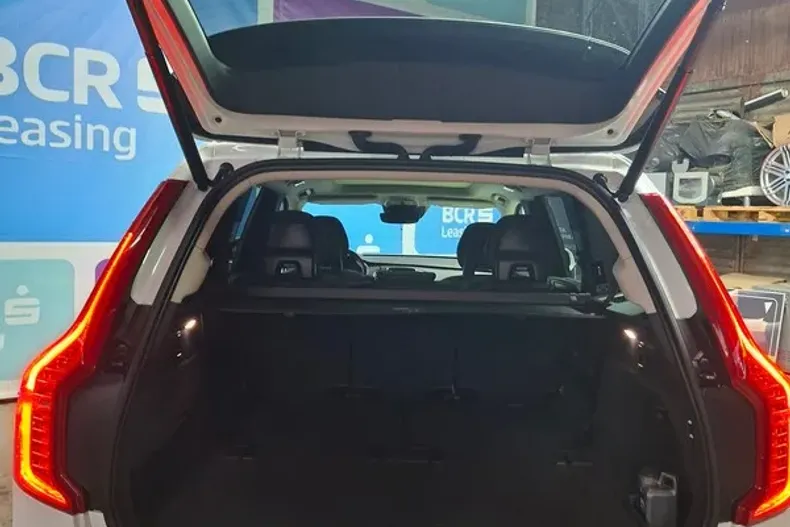 Volvo XC90 din 2021 cu 112.133 km - oferta VOL187100 - foto 7