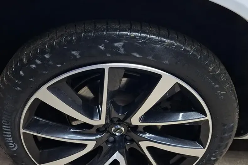 Volvo XC90 din 2021 cu 112.133 km - oferta VOL187100 - foto 16