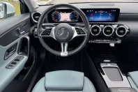 Mercedes-Benz A 250 (Clasa A) din 2024 cu 16.600 km - oferta MER187102 - foto 6