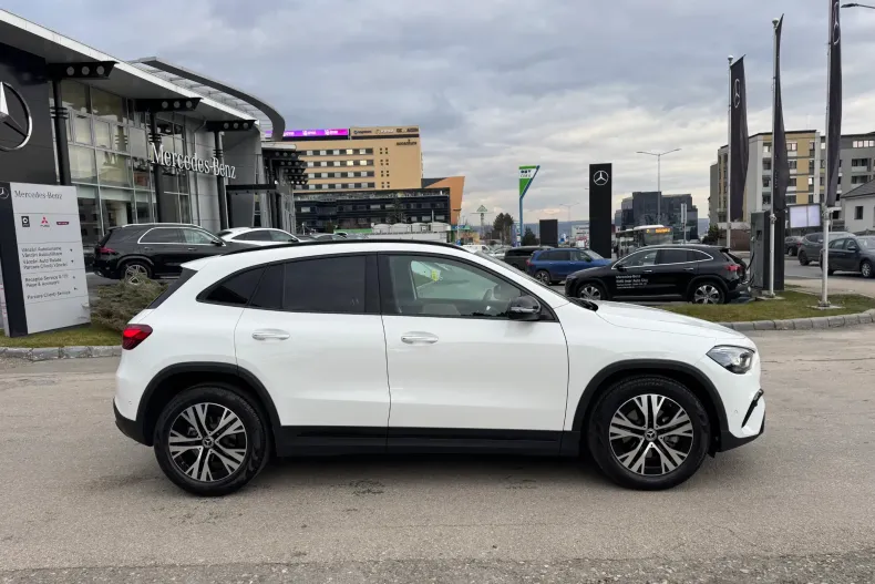Mercedes-Benz GLA din 2025 cu 8.681 km - oferta MER187103 - foto 27