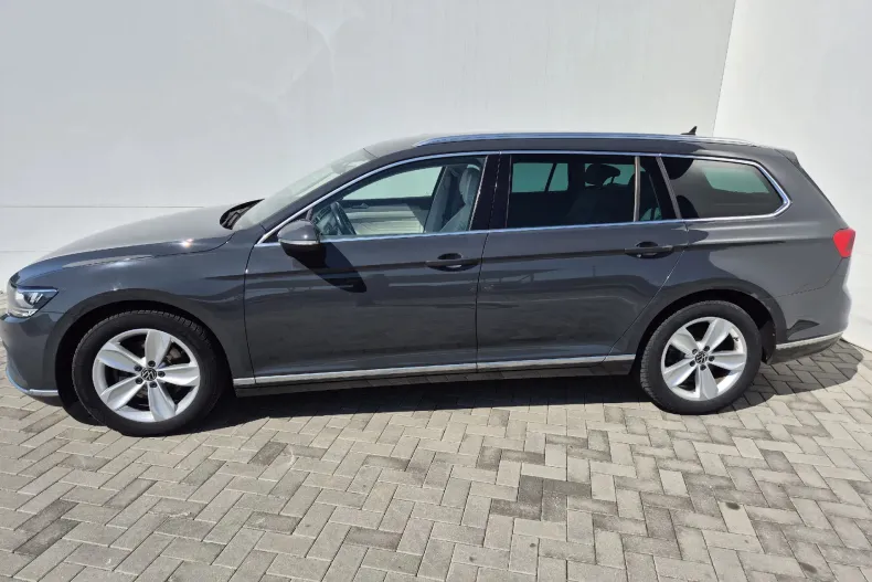 Volkswagen Passat din 2021 cu 143.367 km - oferta VOL187112 - foto 2