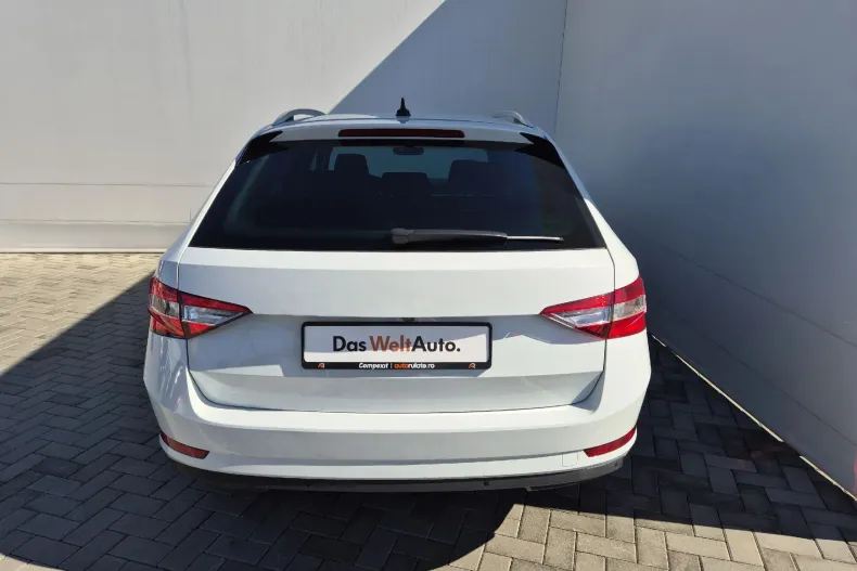 Skoda Superb din 2022 cu 150.231 km - oferta SKO187115 - foto 4