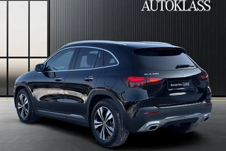 Mercedes-Benz GLA din 2024 cu 13.411 km - oferta MER187119 - foto 7