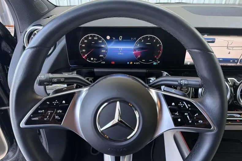 Mercedes-Benz GLA din 2024 cu 13.411 km - oferta MER187119 - foto 16