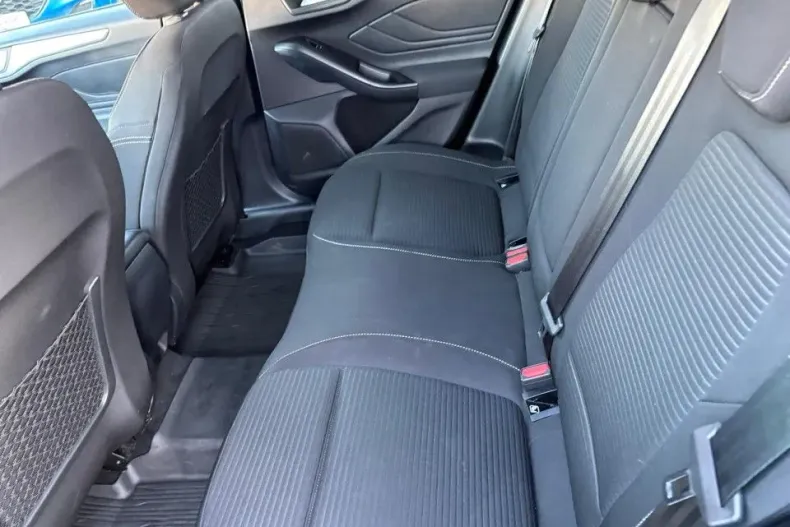 Ford Focus din 2022 cu 37.900 km - oferta FOR187121 - foto 16